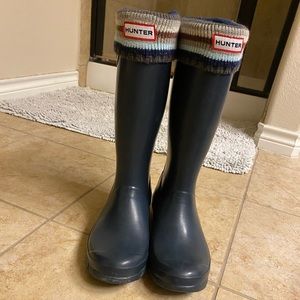 Tall navy Hunter rainboots/size 6